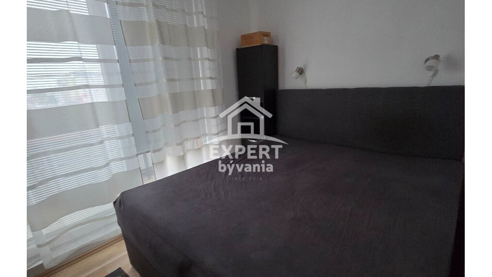 1 IZBOVY BYT - 38m2 - MUŠKÁT - HYPO SERVIS A POSUDOK V CENE