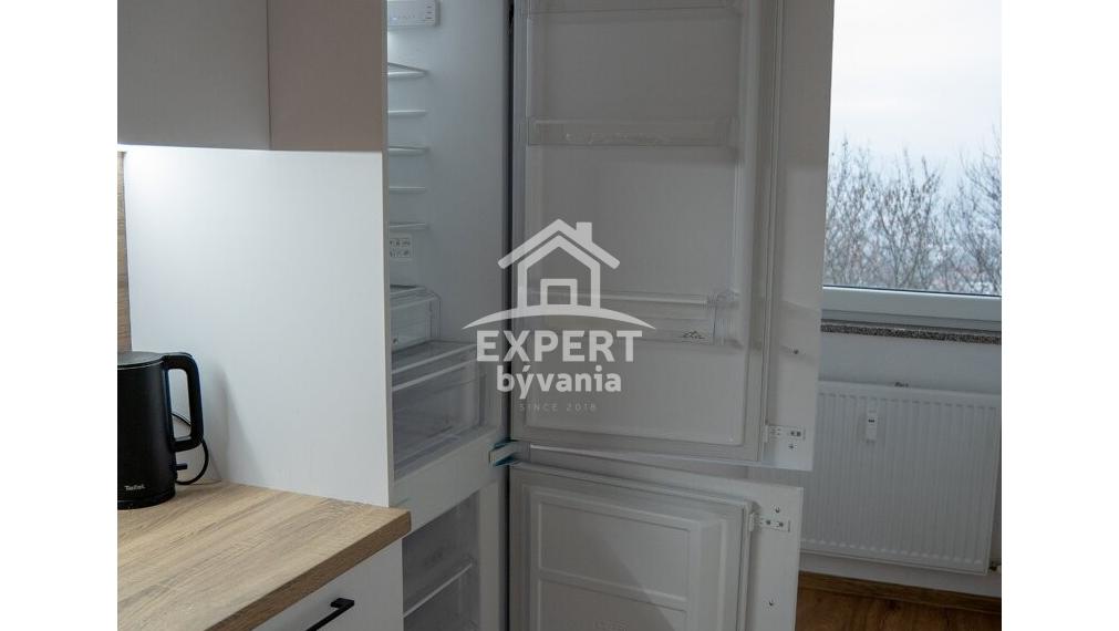 PRIPRAVUJEME - 3 IZBOVY BYT - 63m2 - KOMPLETKA - HYPO SERVIS A POSUDOK V CENE