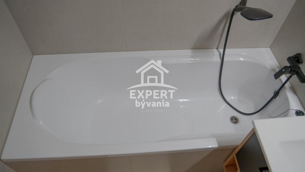 PRIPRAVUJEME - 3 IZBOVY BYT - 63m2 - KOMPLETKA - HYPO SERVIS A POSUDOK V CENE