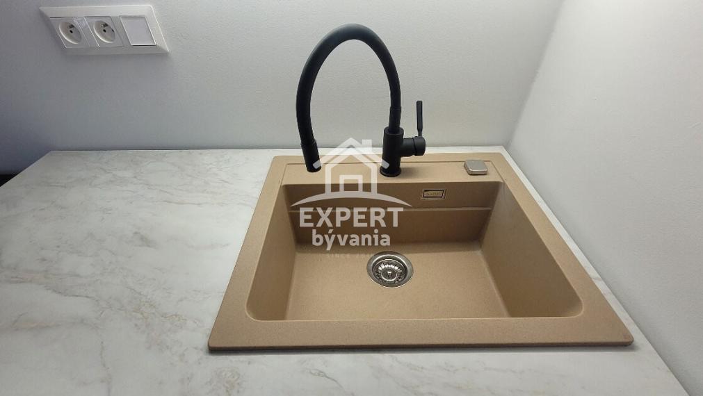 1 IZBOVY BYT - 35m2 - KLOKOČINA - KOMPLETKA - HYPO SERVIS A POSUDOK V CENE