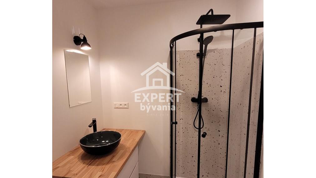 1 IZBOVY BYT - 35m2 - KLOKOČINA - KOMPLETKA - HYPO SERVIS A POSUDOK V CENE