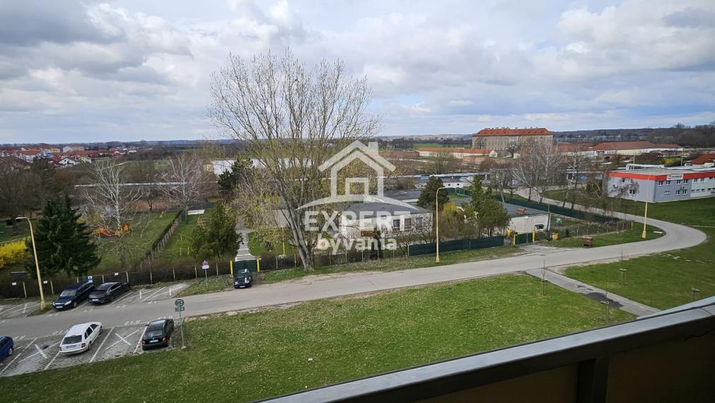 Predaj 3-izbového bytu s 2 balkónmi – Bratislavská, Holíč, 72 m² - Hypotéka Posudok a Poistenie v cene