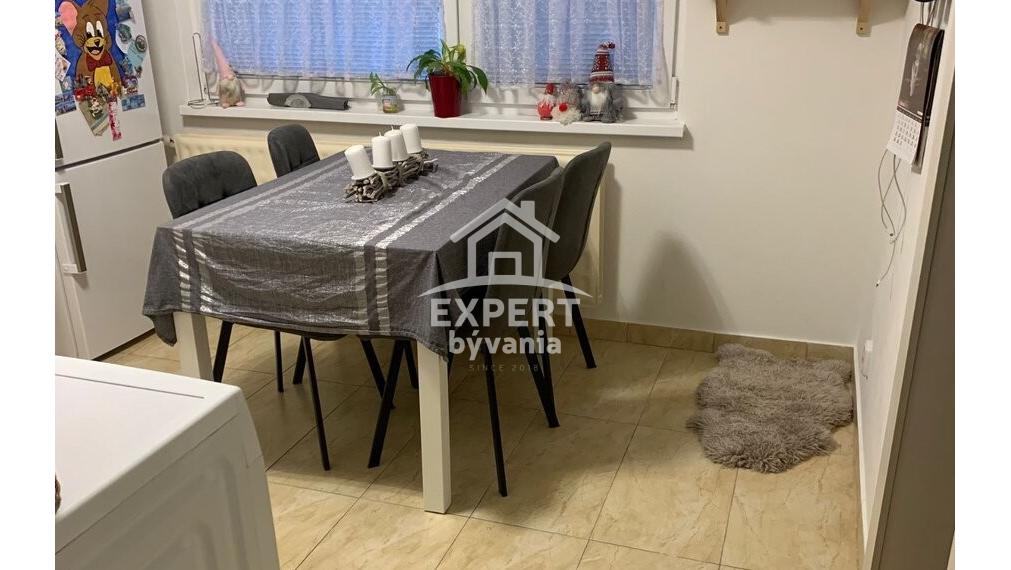 2.5 IZBOVY BYT - KOMPLETKA - 61m2 - HYPO SERVIS A POSUDOK V CENE