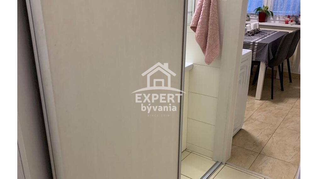 2.5 IZBOVY BYT - KOMPLETKA - 61m2 - HYPO SERVIS A POSUDOK V CENE