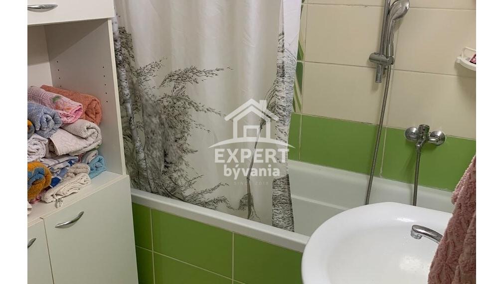 2.5 IZBOVY BYT - KOMPLETKA - 61m2 - HYPO SERVIS A POSUDOK V CENE