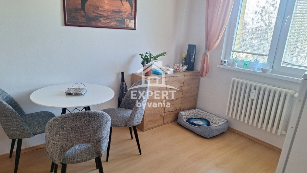 Predaj prerobeného 3-izbového bytu s balkónom – ul. Clementisa, Skalica, 64 m² - Hypotéka, Posudok a poistenie v cene