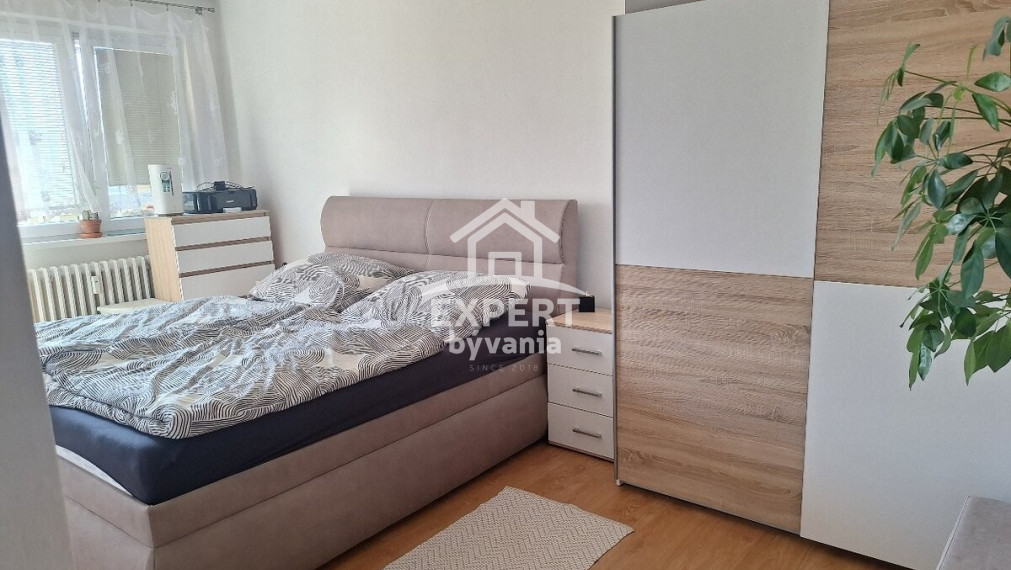 Predaj prerobeného 3-izbového bytu s balkónom – ul. Clementisa, Skalica, 64 m² - Hypotéka, Posudok a poistenie v cene