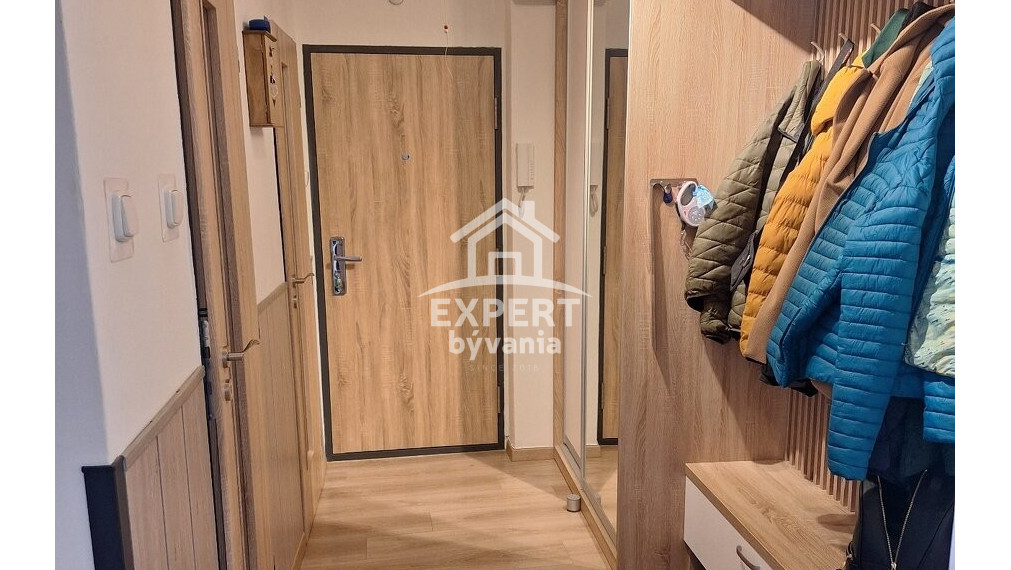 Predaj prerobeného 3-izbového bytu s balkónom – ul. Clementisa, Skalica, 64 m² - Hypotéka, Posudok a poistenie v cene