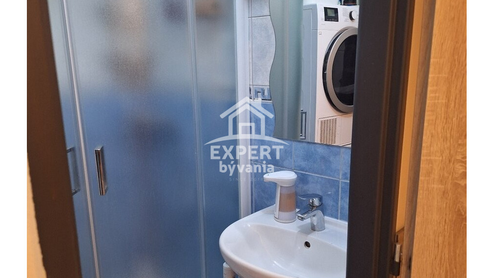 Predaj prerobeného 3-izbového bytu s balkónom – ul. Clementisa, Skalica, 64 m² - Hypotéka, Posudok a poistenie v cene
