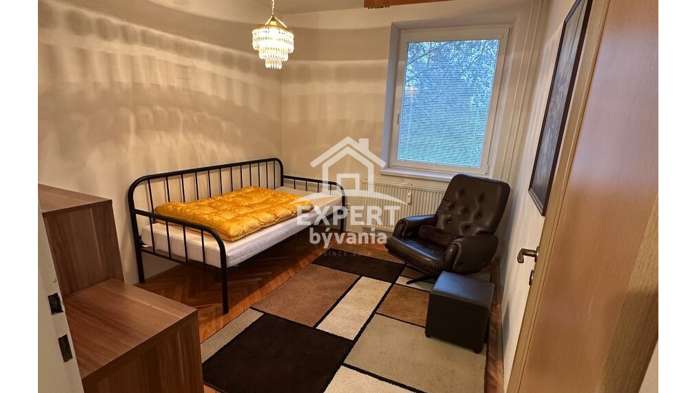 Na predaj 3-izbový byt s balkónom v atraktívnej lokalite – Nitra, Chrenová - Hypotéka, Posudok a poistenie zdarma