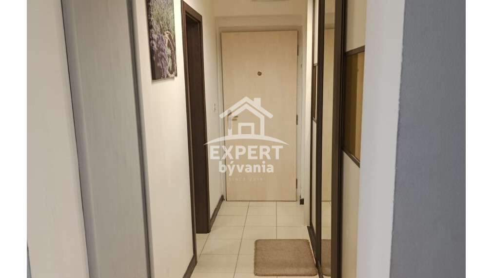 PRIPRAVUJEME DO PREDAJA | Štýlový 2-izbový byt po rekonštrukcii – centrum mesta, Štúrova ulica