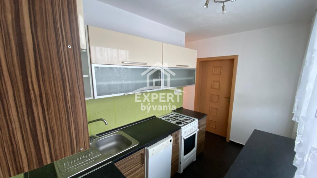 🏡 Na predaj: priestranný 3-izbový byt po kompletnej rekonštrukcii