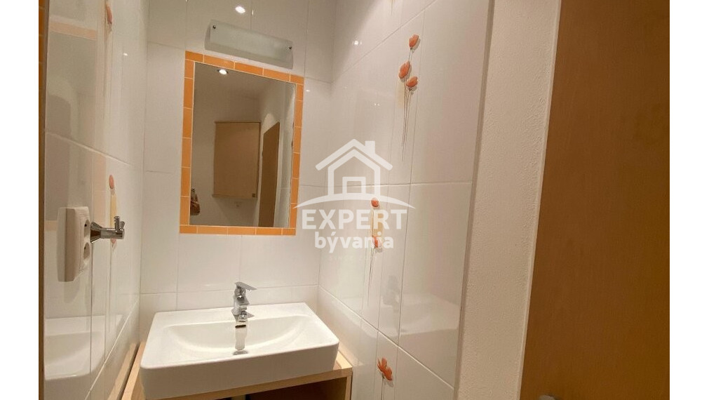 🏡 Na predaj: priestranný 3-izbový byt po kompletnej rekonštrukcii