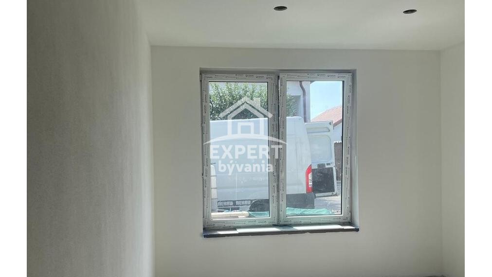 EXKLUZÍVNE | Moderný 3-izbový bungalov v obci Jahodná – novostavba pripravená na dokončenie podľa vašich predstáv