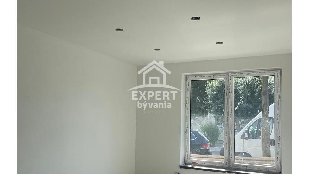 EXKLUZÍVNE | Moderný 3-izbový bungalov v obci Jahodná – novostavba pripravená na dokončenie podľa vašich predstáv