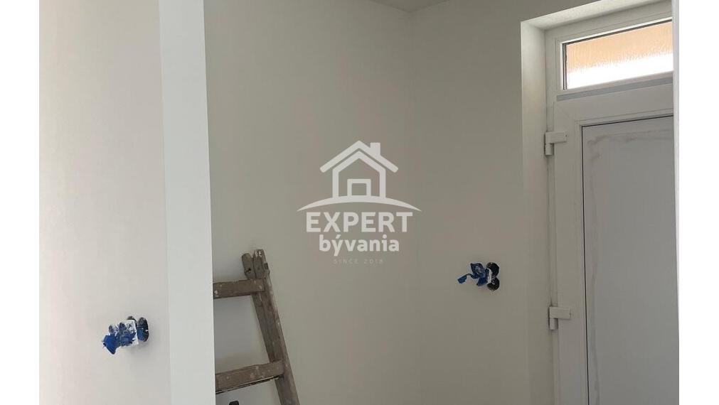 EXKLUZÍVNE | Moderný 3-izbový bungalov v obci Jahodná – novostavba pripravená na dokončenie podľa vašich predstáv