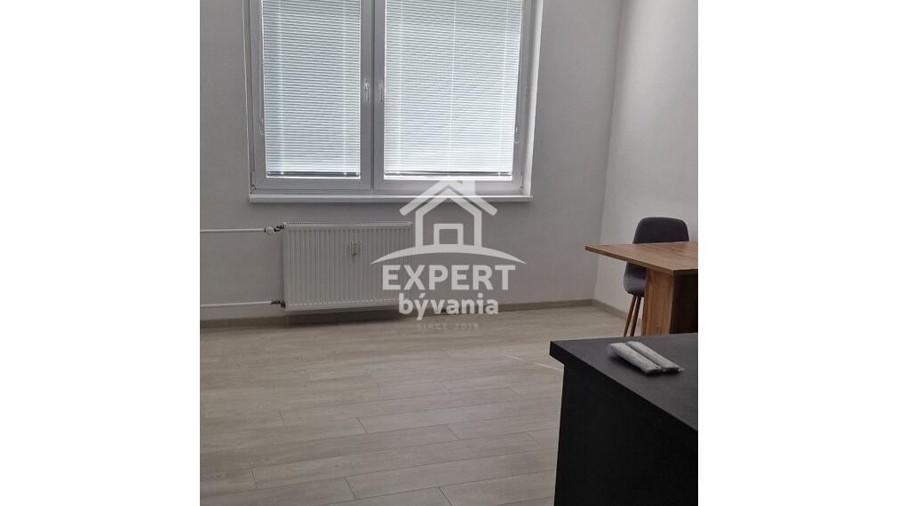 1 IZBOVY BYT - 37m2 - KOMPLETKA - SOTINA - HYPO SERVIS A POSUDOK V CENE