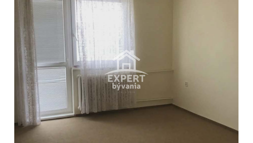 Priestranný 2+1 byt s balkónom a komorou, Holíč – ul. M. Nešpora - Hypo - posudok a poistenie zdarma