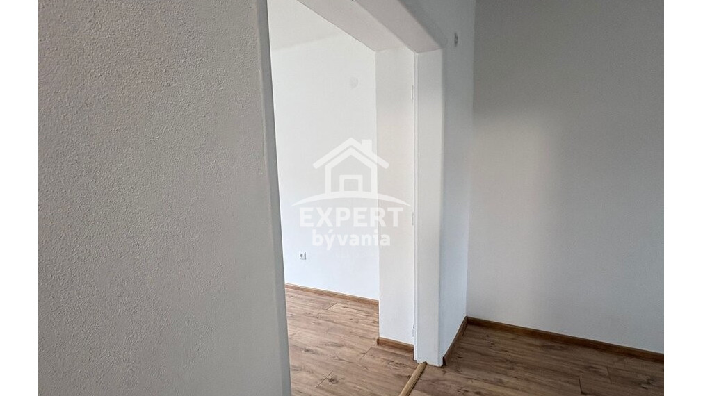 2-izbový byt po vkusnej rekonštrukcii – 55 m²