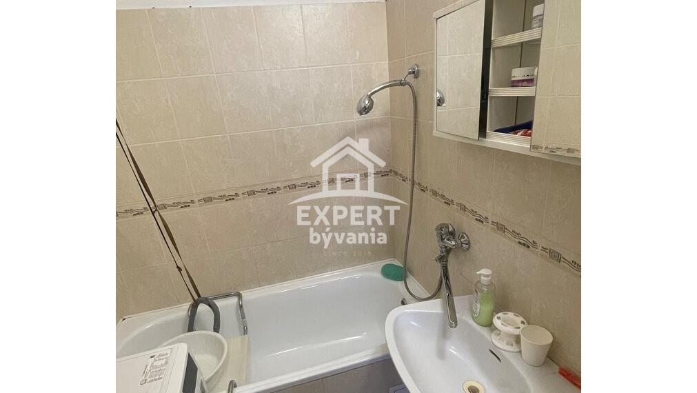 🏡 3-izbový byt na predaj – 64m2 - fajn obývateľný stav