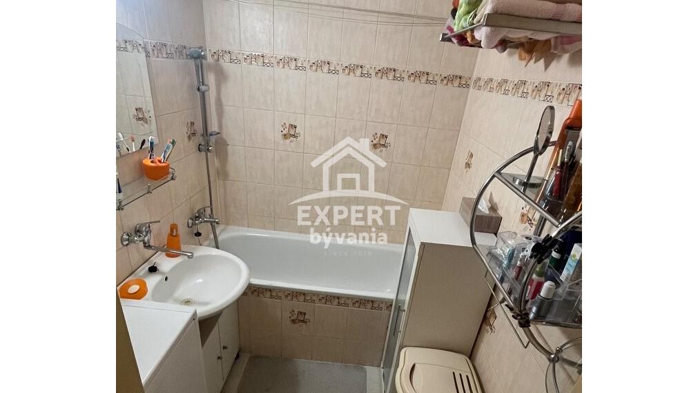 Predaj priestranný 3-izbový byt s balkónom I 80m2 I lokalita ulice 1 mája