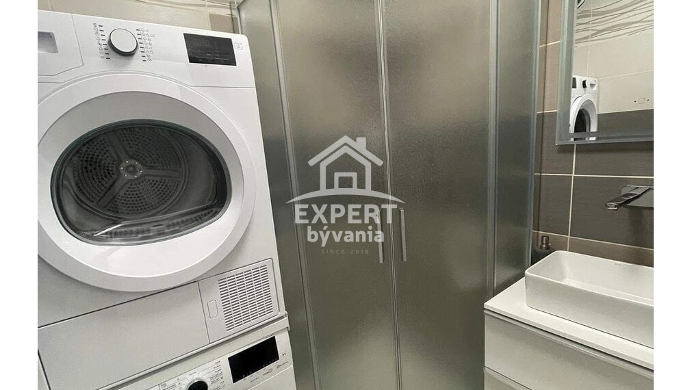 Moderný 2-izbový byt po kompletnej rekonštrukcii s balkónom – I posudok zdarma