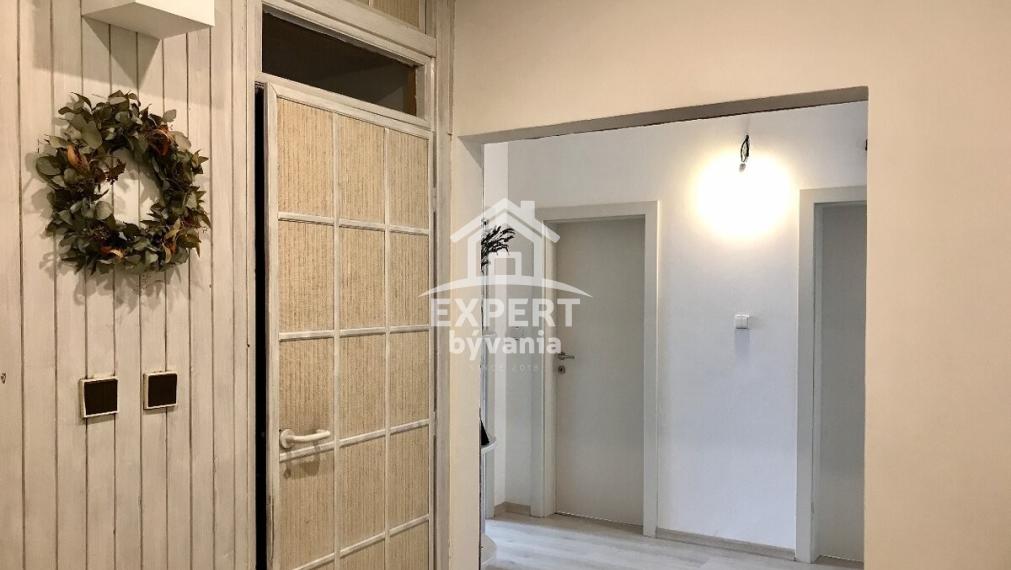 🏡 Na predaj priestranný 3-izbový byt v skvelej lokalite pri zastávke MHD Lomnická