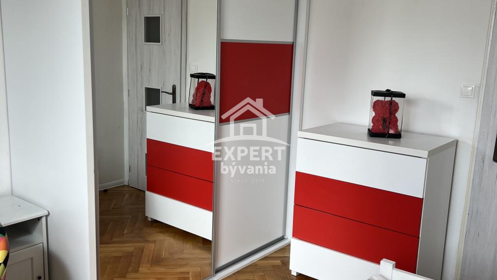 Na predaj: Priestranný 4-izbový byt na Chrenovej, 88 m² I finančný servis a posudok zdarma