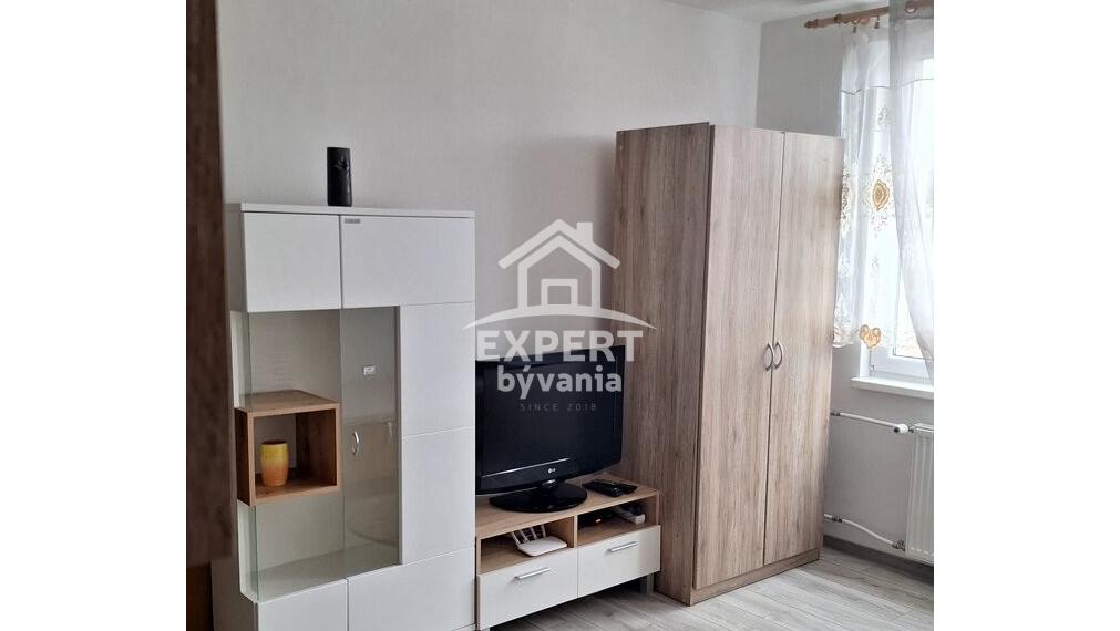 Na predaj kompletne zrekonštruovaná garsónka v centre mesta – 19 m²