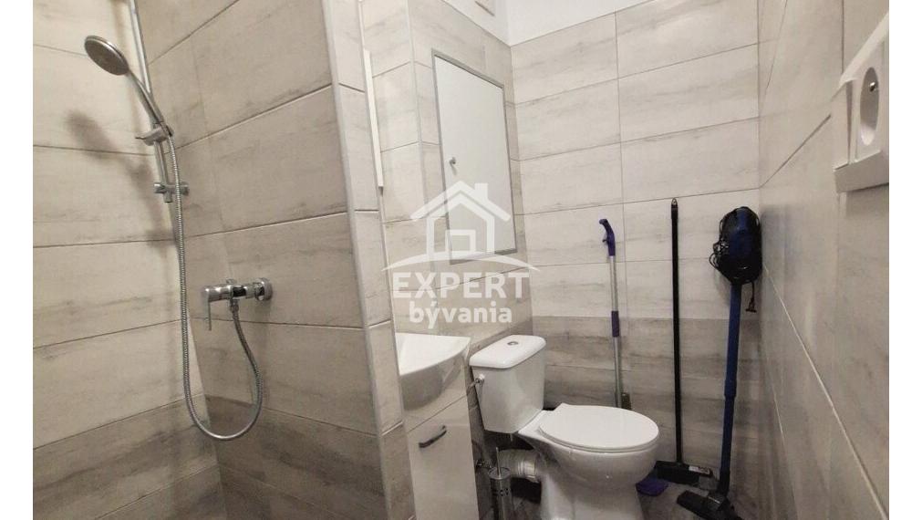 Na predaj kompletne zrekonštruovaná garsónka v centre mesta – 19 m²