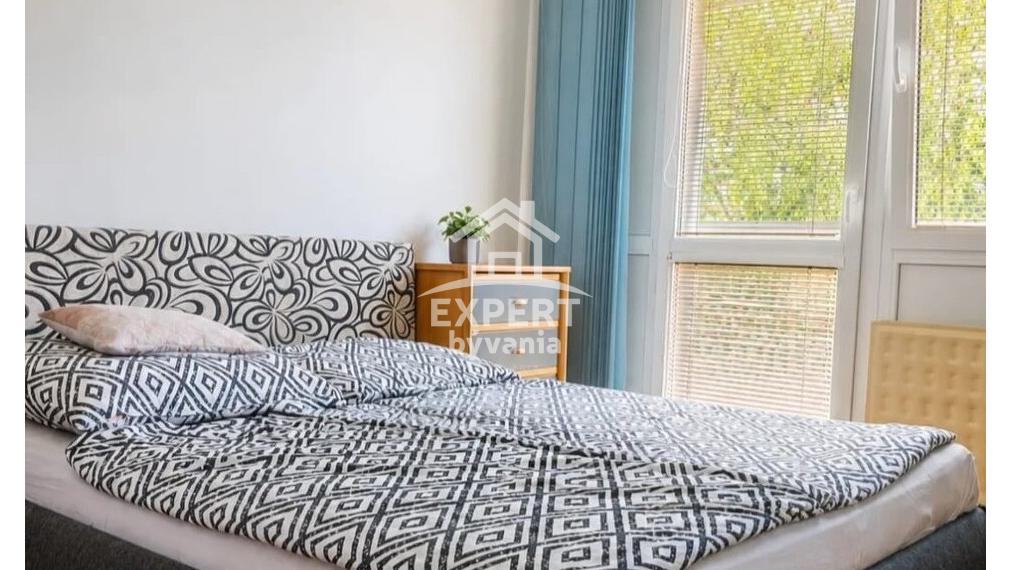 🏡 NA PREDAJ 3-IZBOVÝ BYT – TOPOĽČANY, PODJAVORINSKEJ ULICA