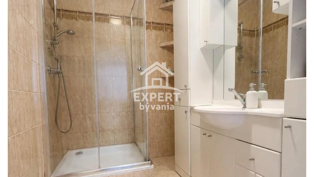 🏡 NA PREDAJ 3-IZBOVÝ BYT – TOPOĽČANY, PODJAVORINSKEJ ULICA
