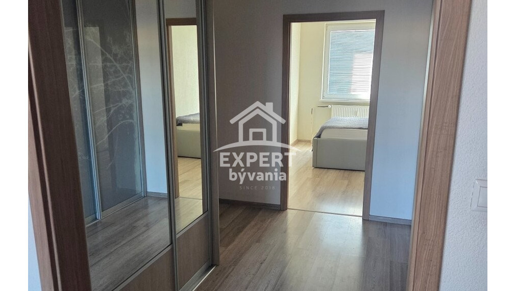 🏡 NA PREDAJ ZARIADENÝ 3-IZBOVÝ BYT – PRIEVIDZA, ZAPOTÔČKY