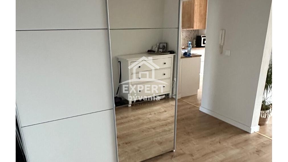 PRIPRAVUJEME NA PREDAJ I 3-IZBOVÝ BYT | 70 m² | KOMPLETNÁ REKONŠTRUKCIA