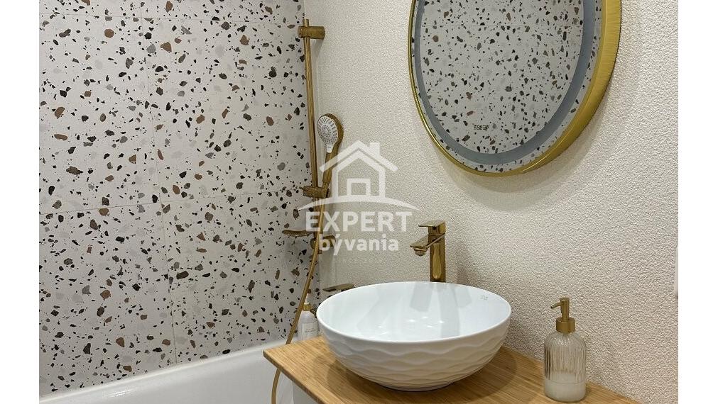 PRIPRAVUJEME NA PREDAJ I 3-IZBOVÝ BYT | 70 m² | KOMPLETNÁ REKONŠTRUKCIA