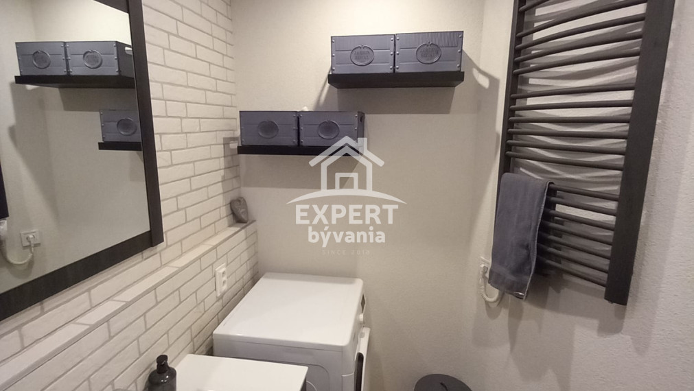 EXKLUZÍVNE LEN U NÁS I 4-IZBOVÝ BYT PO KOMPLETNEJ REKONŠTRUKCII | MICHALOVCE – KYJEVSKÁ