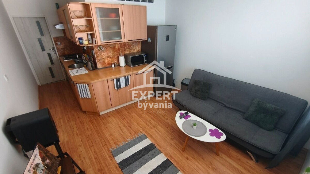 VEĽKÝ 2-IZBOVÝ BYT 60 m² + BALKÓN | STRAŇANY, MICHALOVCE | MOŽNOSŤ 3-IZBOVÉHO BYTU