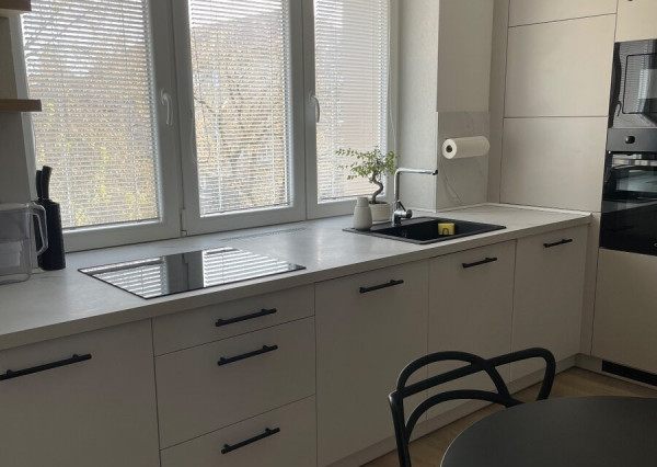 EXB - 3 IZBOVY BYT - 61m2 - BANICKA - KOMPLETKA - POSUDOK A HYPO FINANCOVANIE V CENE