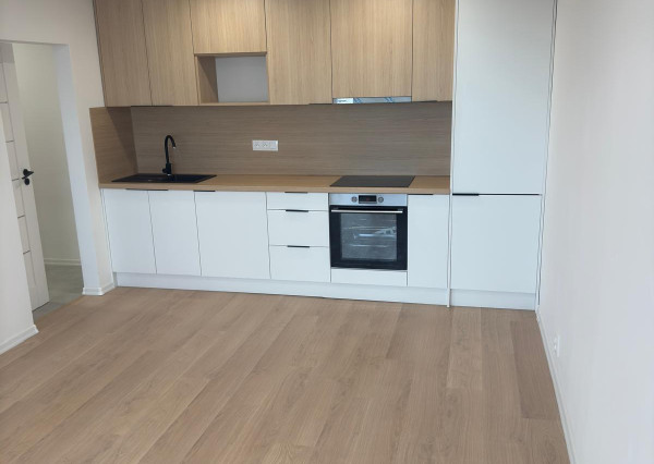 PRIPRAVUJEME - 1 IZBOVY BYT - 37m2 - KOMPLET REKONŠTRUKCIA - BALKON - POSUDOK ZDARMA