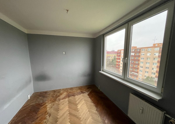 4 IZBOVY BYT - 85m2 - POVODNY STAV - T.G.MASARYKA