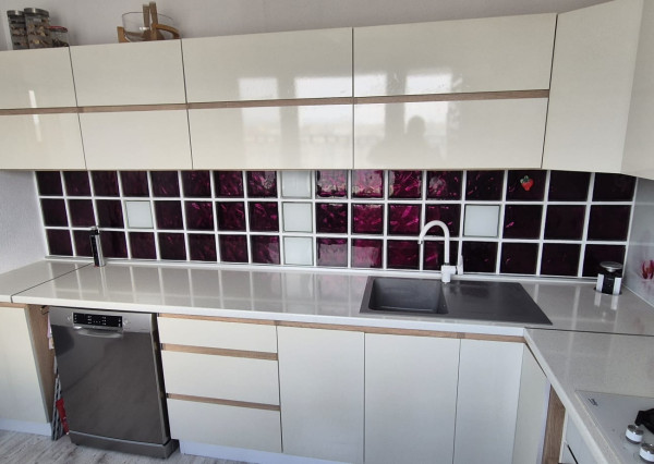 Moderný 2-izbový byt po kompletnej rekonštrukcii s balkónom – vyhľadávaná lokalita Záhonok