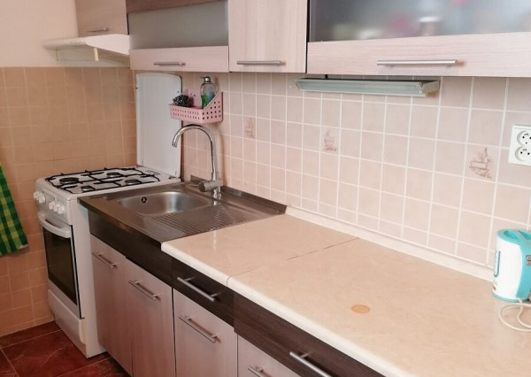 🏡 1-izbový byt na predaj – Nové Zámky - rekonštrukcia - zariadené